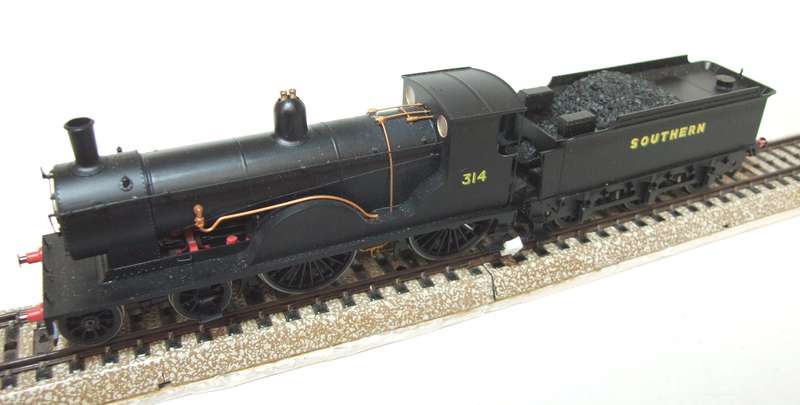 HORNBY OO: Vintage 4-4-0 Class T9 Steam Locomotive(314) in Like New Boxed Condition.