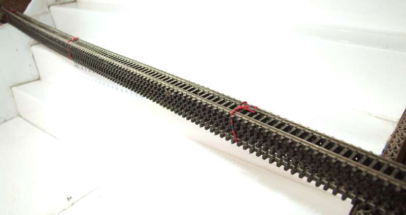 PECO N: This 5pc 820mm Long Nickel Silver Flex Track is in Fair Used Condition.(England)