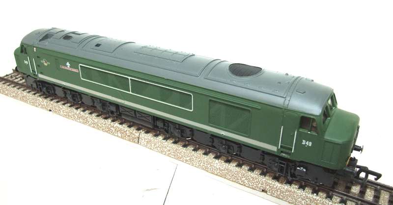 MAINLINE OO: English TYPE4 1CO-CO1 Diesel Freight Loco in Like New Boxed Condition (HKong)