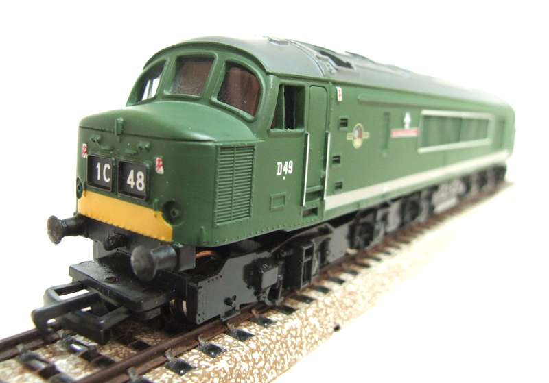 MAINLINE OO: English TYPE4 1CO-CO1 Diesel Freight Loco in Like New Boxed Condition (HKong)