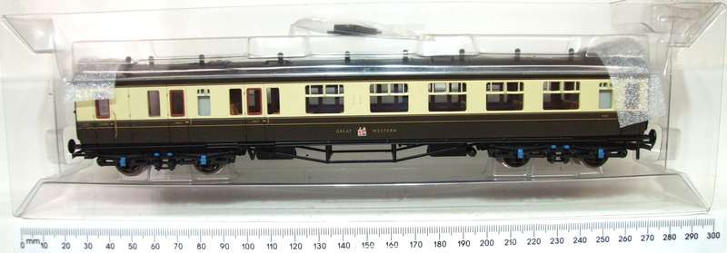 BACHMANN OO: Vintage GWR Brake Composite Coach Mint in Box condition.