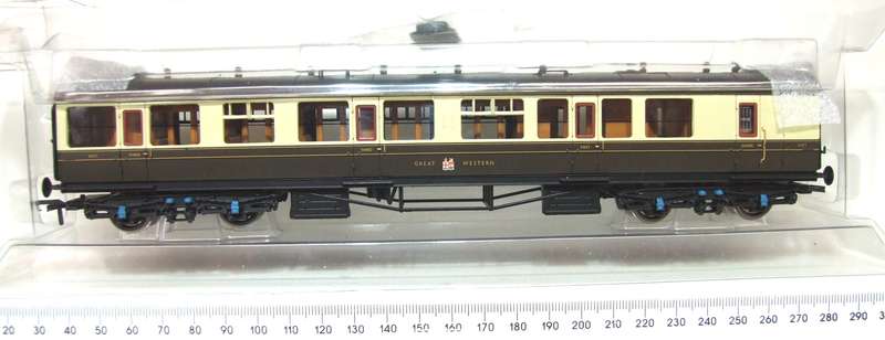 BACHMANN OO: Vintage GWR Brake Composite Coach Mint in Box condition.