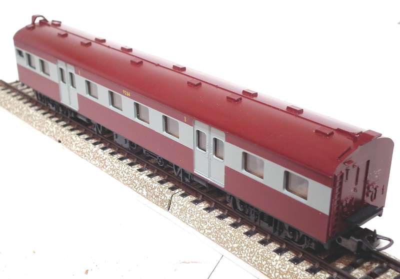 LIMA HO: SAR Suburban 3rd Class Passenger Coach in Like New Boxed condition(Italy)
