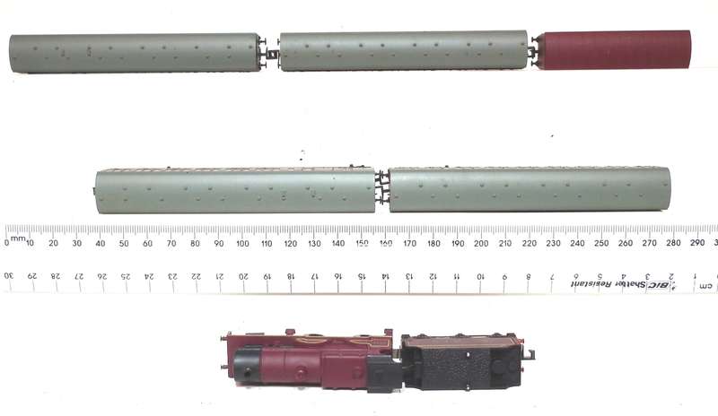 GRAFAR N:  Vintage "LMS" Steam Train Set in Very Good Un-Boxed condition (Brittan/China)