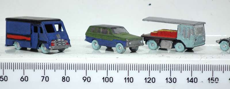 SCENERY N:  11pc All Metal Vintage Models in Fair Used Packaged Condition.(?)