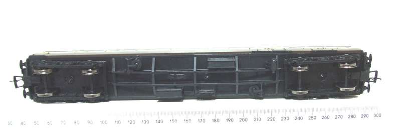 BACHMANN OO: Vintage GWR Composite Corridor Coach Mint in Box condition.