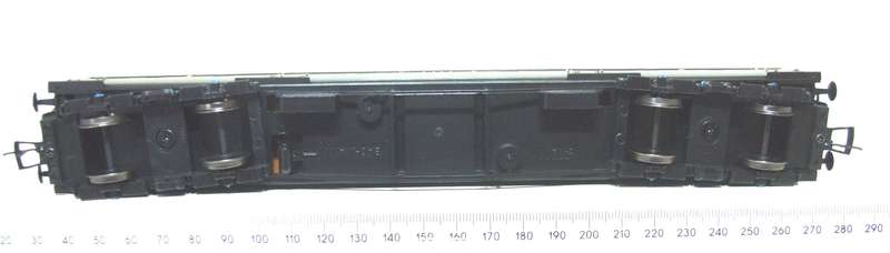 BACHMANN OO: Vintage GWR Collet Third Class Corridor Coach Mint in Box condition.
