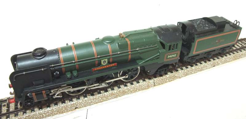 G&R WERNN OO: Vintage 4-6-2 Steam Locomotive with Tender in Like New Boxed Condition.(England)