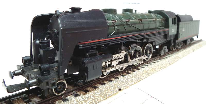LIMA HO:  Vintage 2-8-2 Steam Loco with Tender in Good Running, Boxed Condition.(Italy)