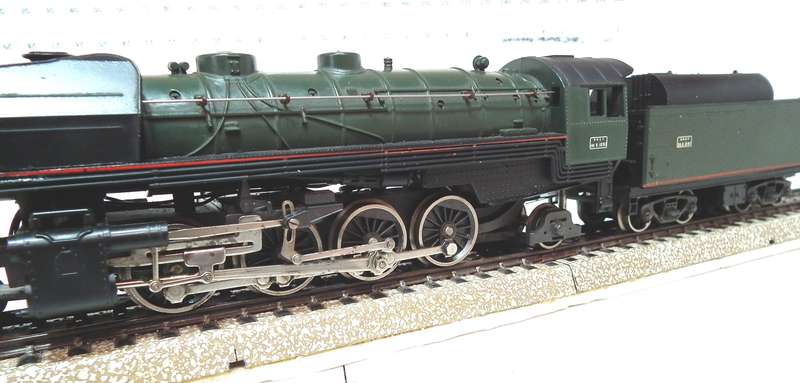 LIMA HO:  Vintage 2-8-2 Steam Loco with Tender in Good Running, Boxed Condition.(Italy)
