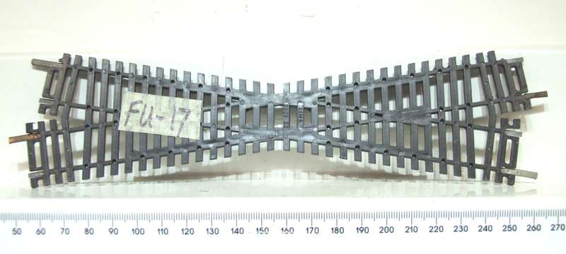 LIMA HO/OO: These Steel Uncouplers and Crossover are in Fair Used Condition.(England)
