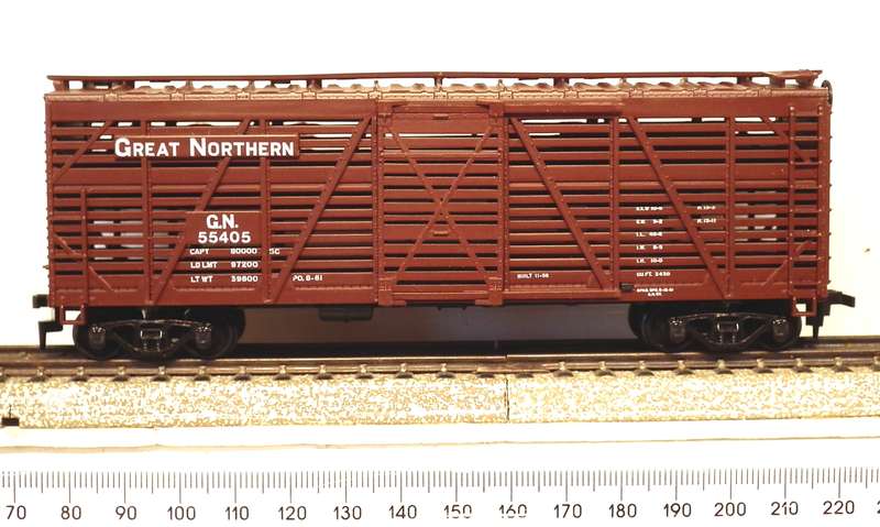 ATHEARN HO: Great Northern Stock Car(1771) in New Old Stock Boxed condition.(USA)