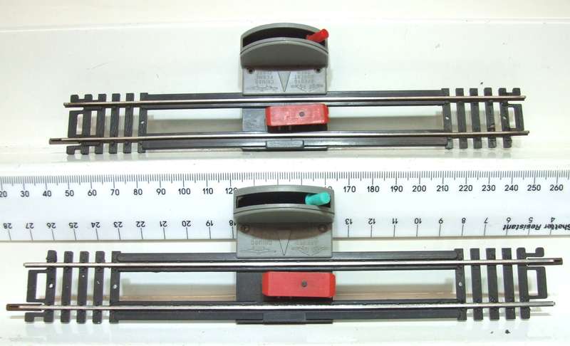 LIMA HO/OO: These Steel Uncouplers and Crossover are in Fair Used Condition.(England)