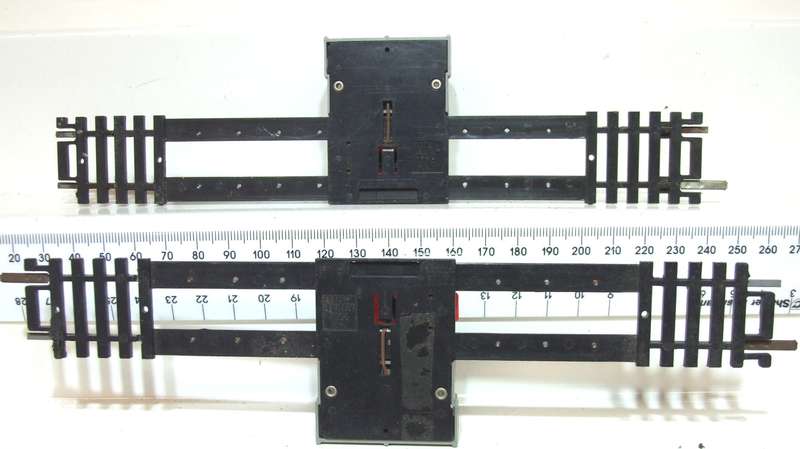 LIMA HO/OO: These Steel Uncouplers and Crossover are in Fair Used Condition.(England)
