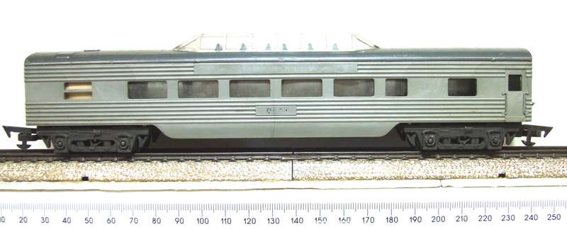 TRI-ANG OO: Vintage Observation Coach in Fair Un-Boxed condition(England)