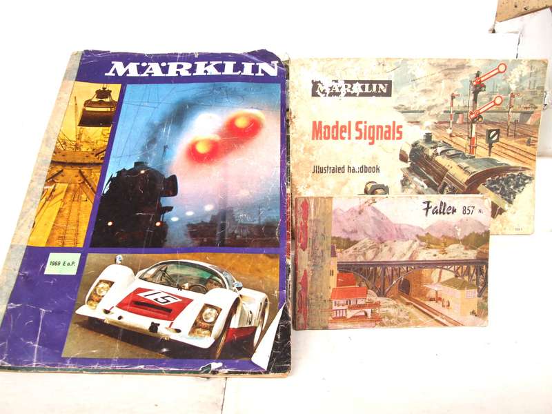 MARKLIN HO: 3x Vintage Catalogues(1969) in Fair condition (Germany)