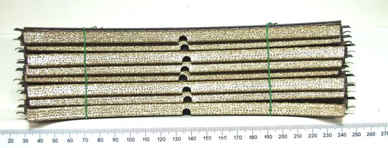 MARKLIN HO:  8pc Metal Curved M-Track with Metal Underlay in Good, Used Condition.(W Germany)