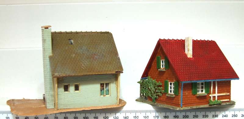 SCENERY HO:  2x European Style Plastic Houses in Good Used Condition.