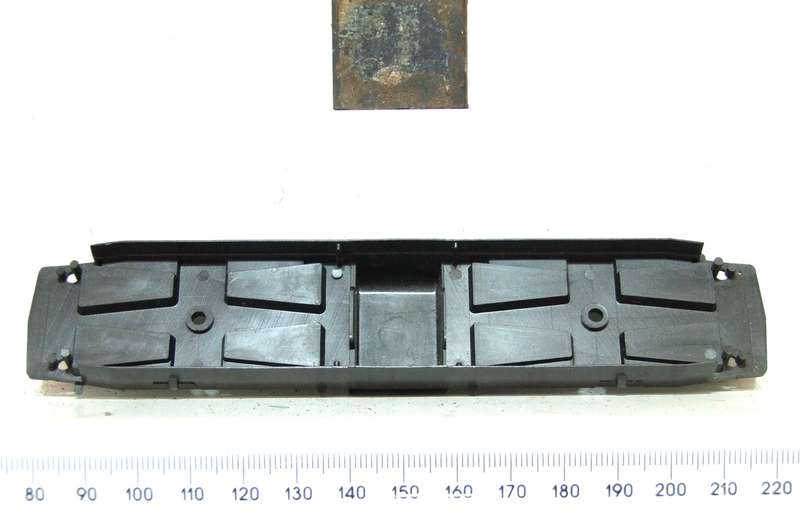 LIMA HO: SAR Dummy E5 Locomotive Chassis in Good condition for Parts.(Italy)