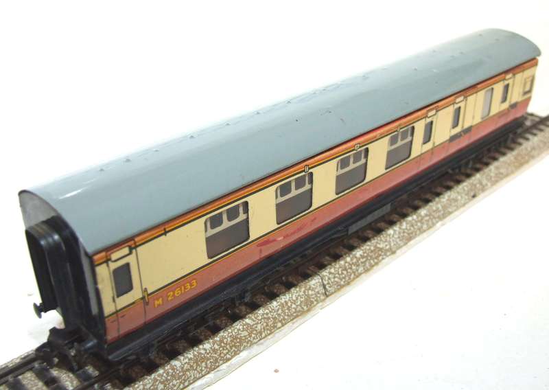 HORNBY DUBLO OO: Vintage English WR Composite Car in Good Un-Boxed condition(England)