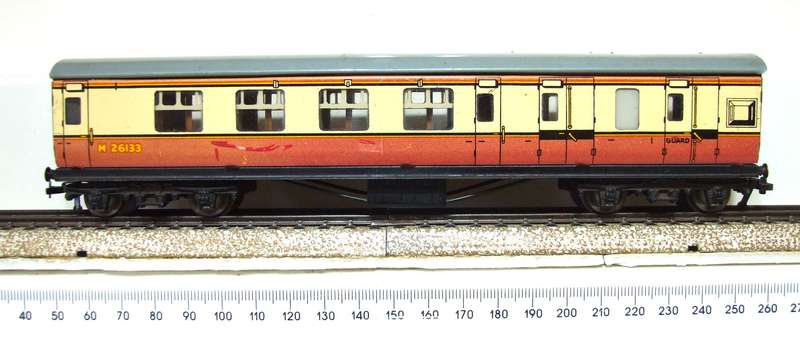 HORNBY DUBLO OO: Vintage English WR Composite Car in Good Un-Boxed condition(England)