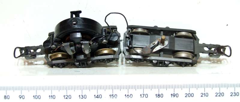 LIMA HO: SAR E5  Loco Power Bogeys  in Good Condition for Parts.(Italy)