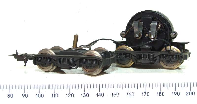 LIMA HO: SAR E5  Loco Power Bogeys  in Good Condition for Parts.(Italy)