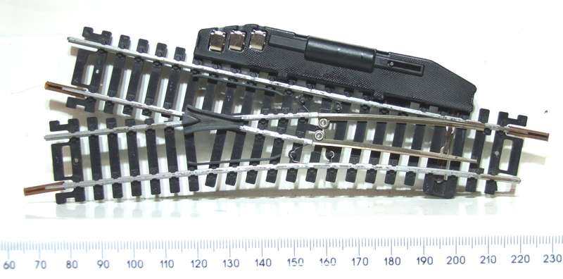LIMA HO/OO:  Steel Electro-Magnetic LH Point in Good Used and Un-Boxed Condition.(Italy)