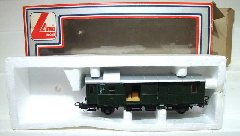 LIMA HO:  European DB Baggage/Brake Van in Like New Boxed condition.(Italy)