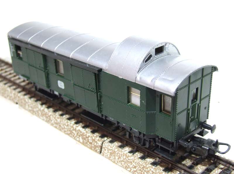 LIMA HO:  European DB Baggage/Brake Van in Like New Boxed condition.(Italy)