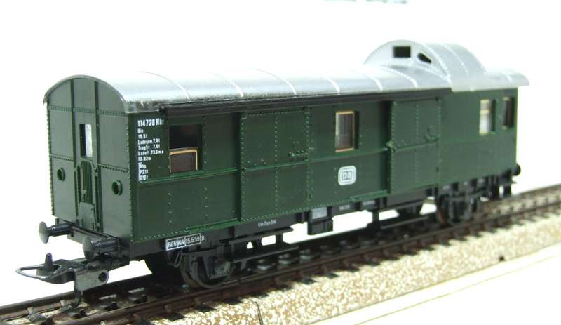 LIMA HO:  European DB Baggage/Brake Van in Like New Boxed condition.(Italy)