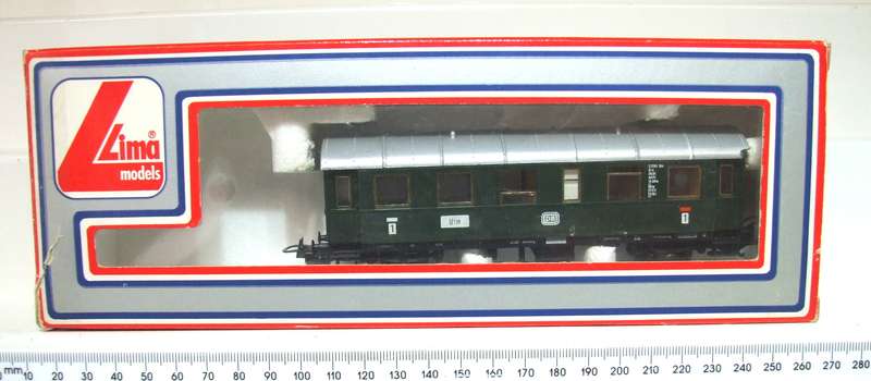 LIMA HO:  European DB 1st Class Passenger Coach in Fair Boxed condition.(Italy)