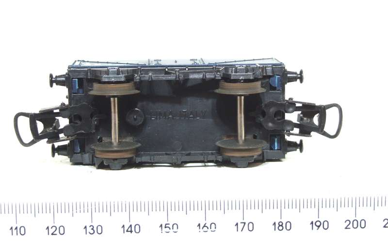 LIMA HO: British Coal Hopper in Good Boxed condition (Italy)