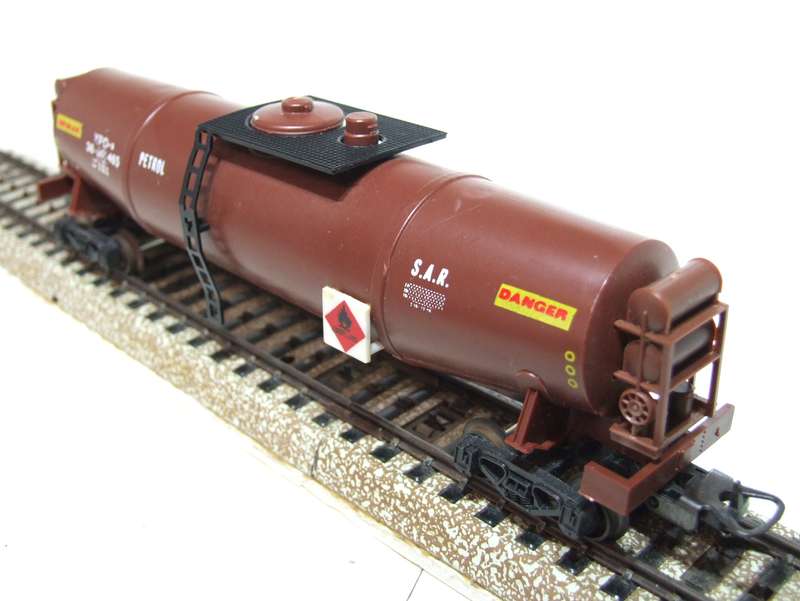 LIMA HO: SAR FDX Petrol Tanker Wagon in Very Good Boxed Condition (Italy)