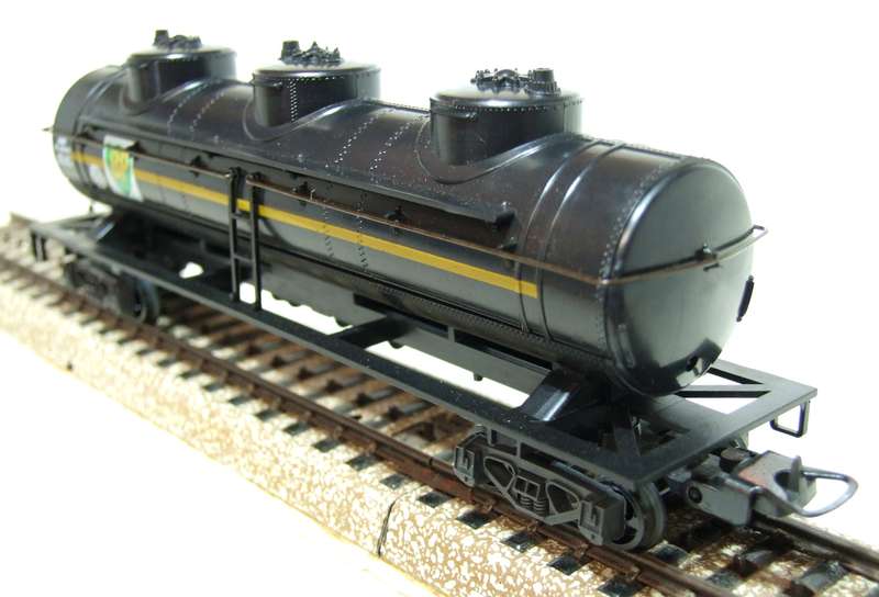 LIMA HO: BP Three Dome Petrol Tanker Wagon in Fair Boxed Condition (Italy)