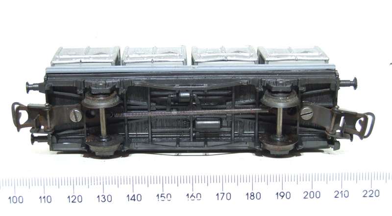 MARKLIN HO: Vintage `DB` Multi Container Wagon in Fair Un-boxed condition (Germany)