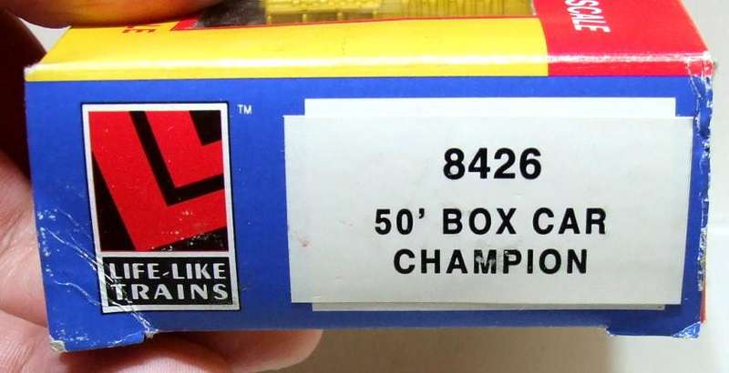 LIFE LIKE HO: CHAMPION 50' Box Car(8426) in New Old Stock Boxed condition.(USA)