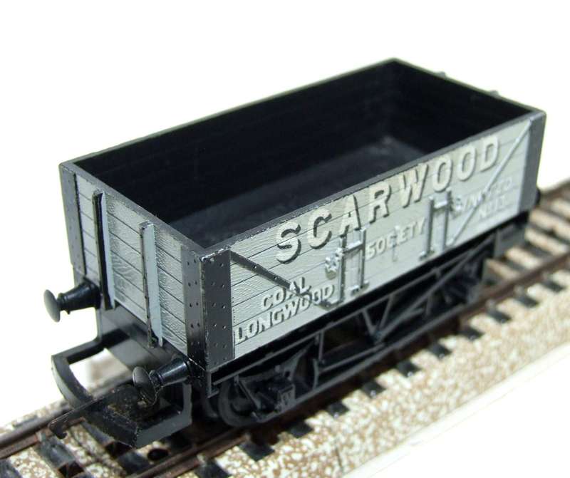 HORNBY OO:  Vintage English "SCAR WOOD" Plank Car in Good Un-Boxed condition.