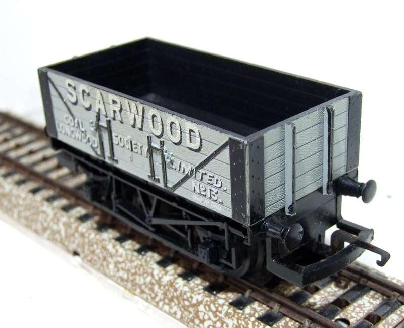 HORNBY OO:  Vintage English "SCAR WOOD" Plank Car in Good Un-Boxed condition.