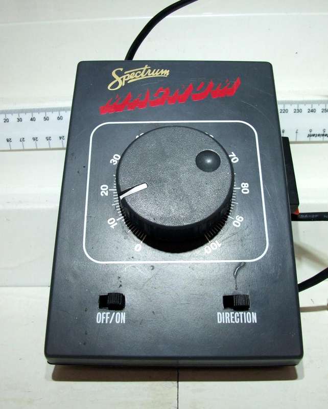 SPECTRUM MAGNUM :  220V/15V DC Power Supply/Controller in Good Used boxed condition(Italy)