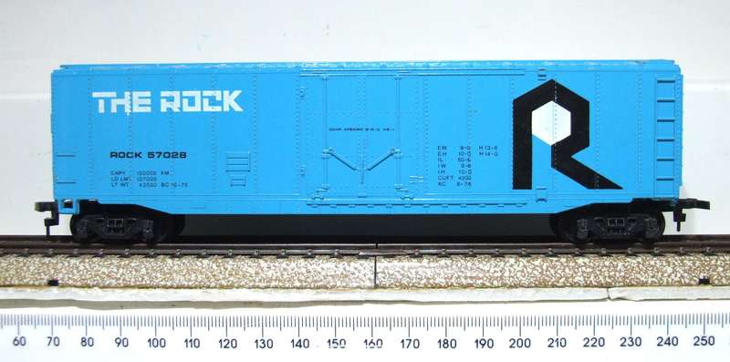 AHM HO: "THE ROCK" 50' Reefer in Good Un-Boxed condition.