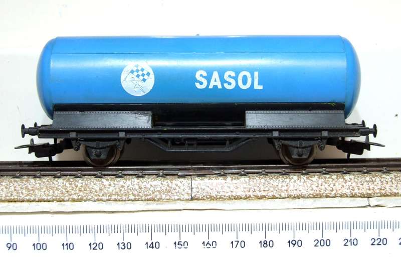 LIMA HO: Vintage SASOL Tanker Wagon in Fair Un-Boxed Condition (Italy)