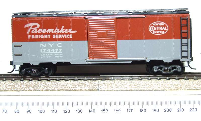 AMS HO: Detailed Brass NYC 40' Box Car with Sliding Doors in Good Un-Boxed condition.(USA)