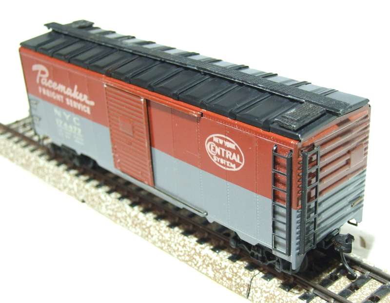 AMS HO: Detailed Brass NYC 40' Box Car with Sliding Doors in Good Un-Boxed condition.(USA)