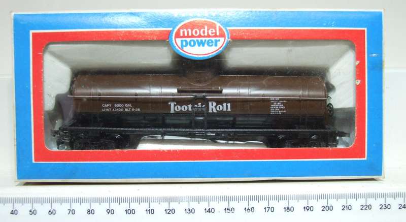MODEL POWER HO: "TOOTSIE ROLL" Single Dome Tanker Wagon in Like New Boxed Condition.