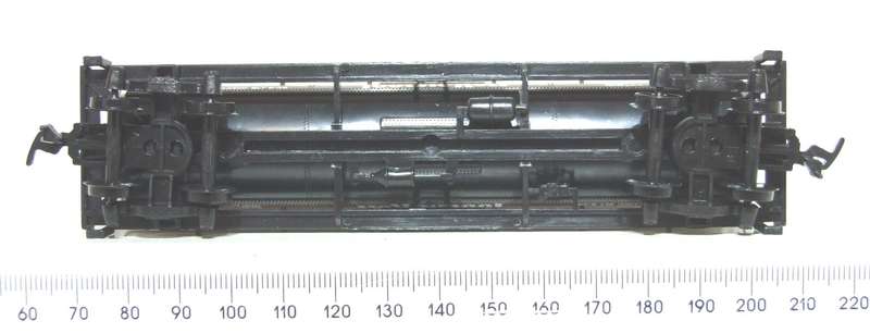 MODEL POWER HO: "TOOTSIE ROLL" Single Dome Tanker Wagon in Like New Boxed Condition.