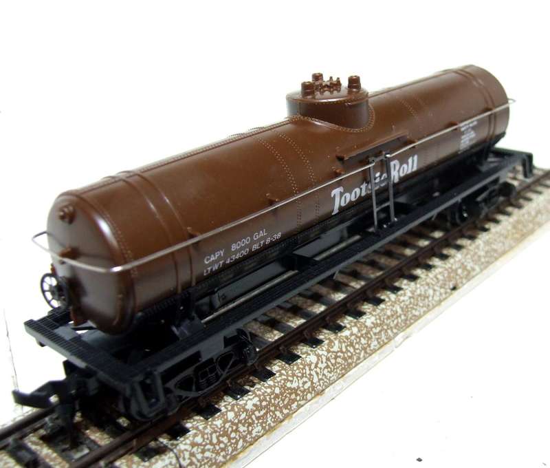 MODEL POWER HO: "TOOTSIE ROLL" Single Dome Tanker Wagon in Like New Boxed Condition.