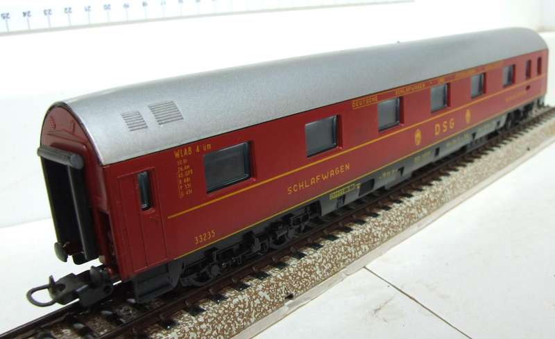 LIMA HO: Vintage DB DSG Sleeping Car in  Good, Un-Boxed condition(Italy)