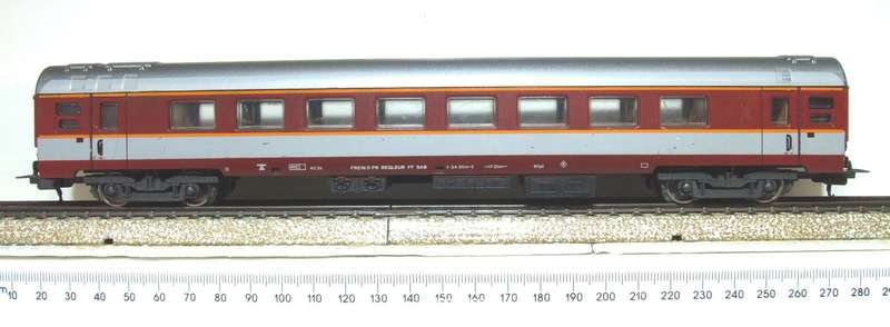 LIMA HO: SNCF TEE "Grand Comfort" 1st Class Coach in Fair, Used and Un-boxed condition(Italy)