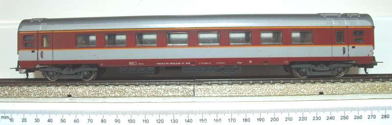 LIMA HO: SNCF TEE "Grand Comfort" 1st Class Coach in Good, Used and Un-boxed condition(Italy)